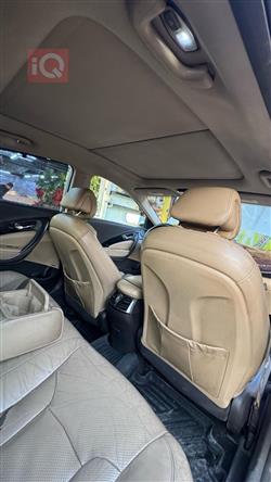 Hyundai Azera